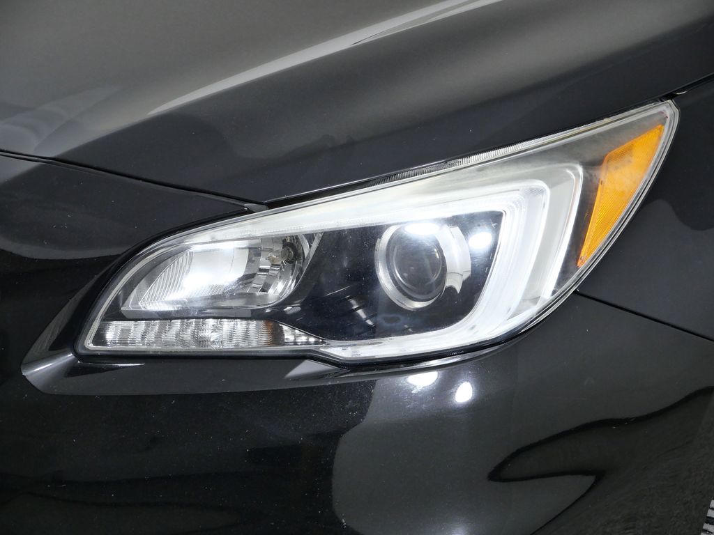 Thumbnail: 2016 Subaru Outback - 4