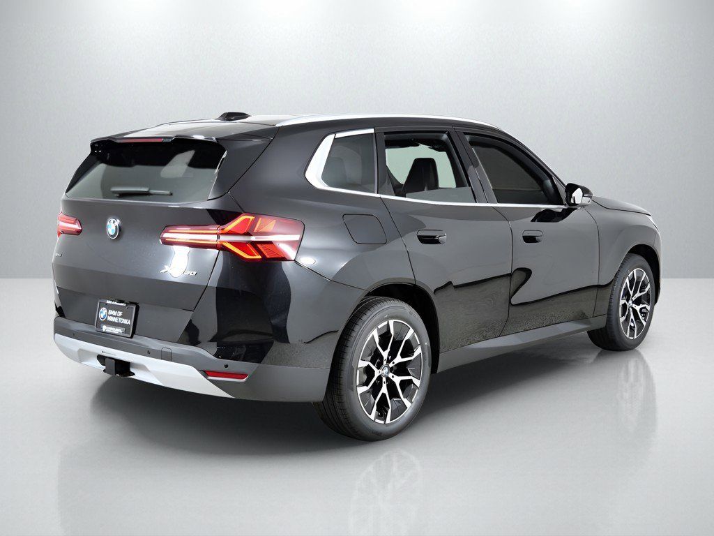 Thumbnail: 2026 BMW X3 - 10