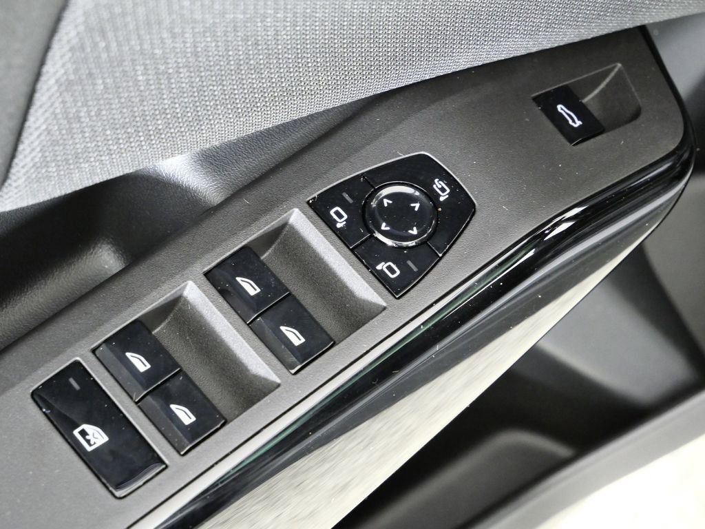 Thumbnail: 2026 BMW X3 - 37