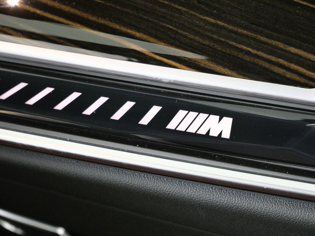 Thumbnail: 2025 BMW X5 - 29