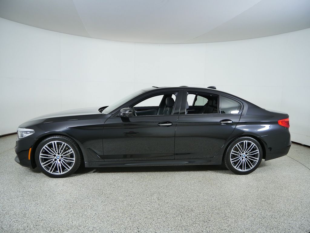 Thumbnail: 2017 BMW 5 Series - 15