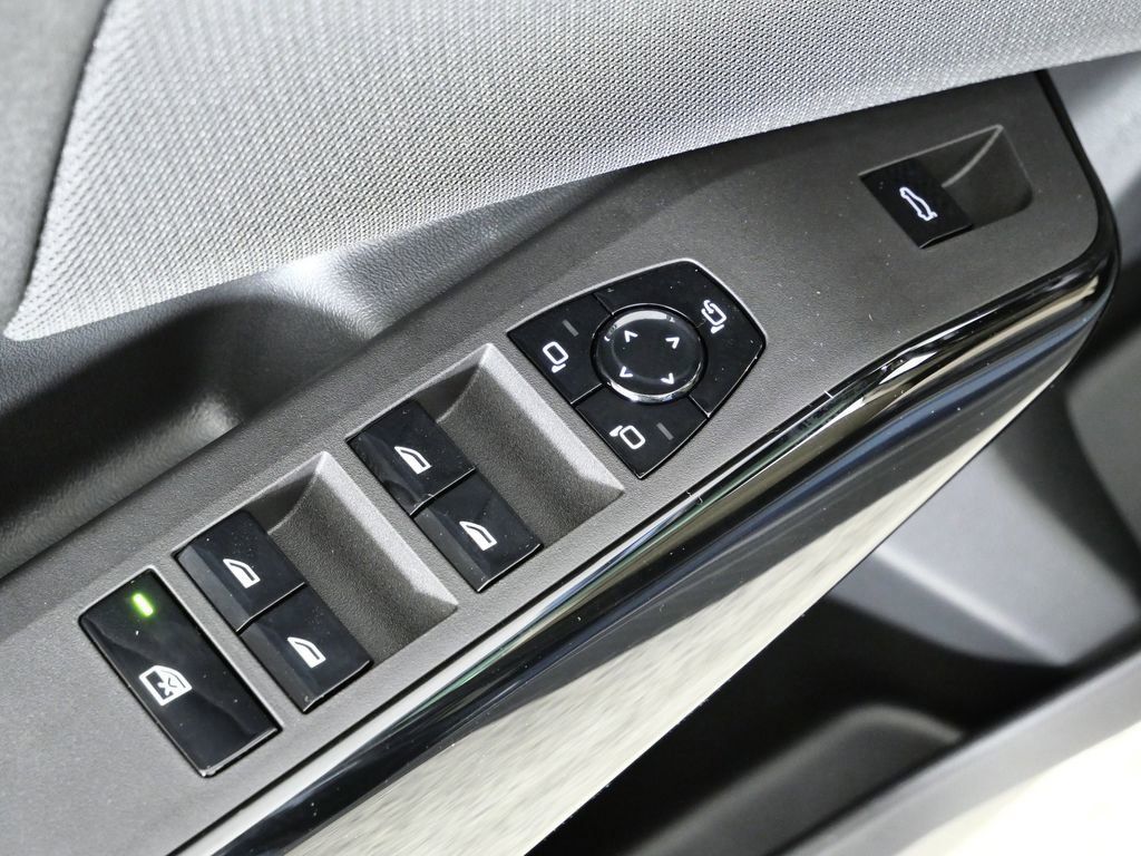 Thumbnail: 2026 BMW X3 - 37