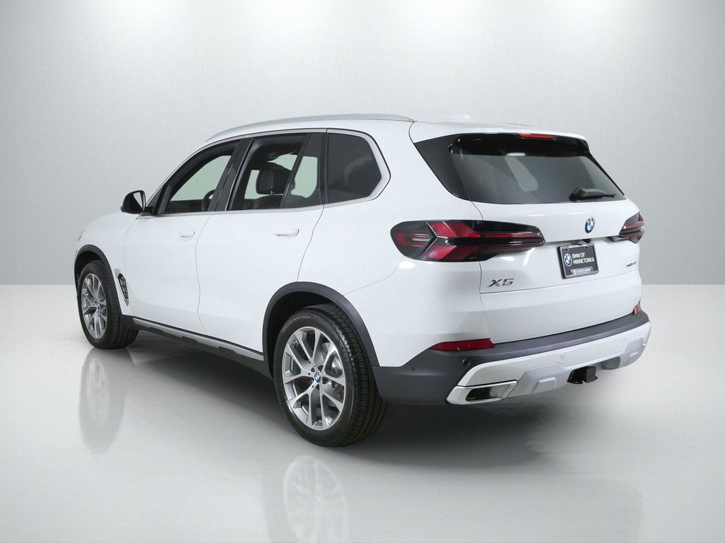 Thumbnail: 2026 BMW X5 - 14