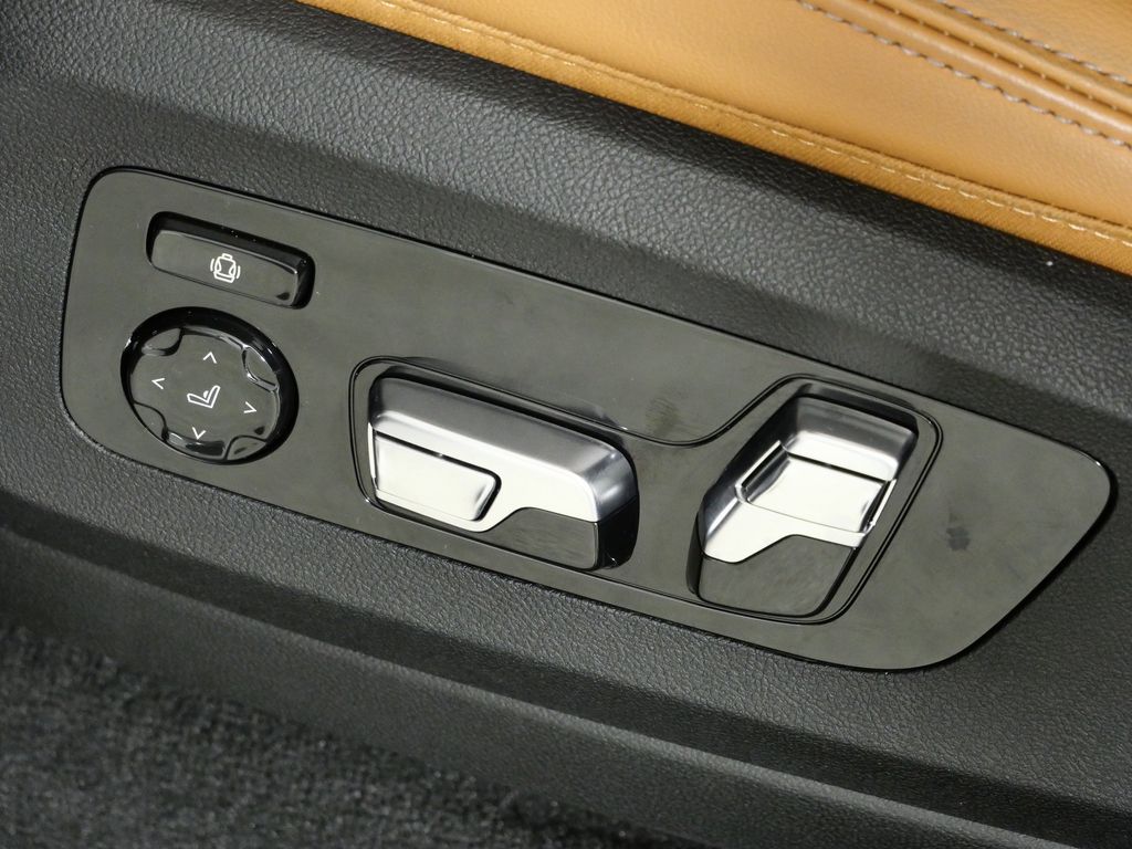 Thumbnail: 2024 BMW X5 - 44