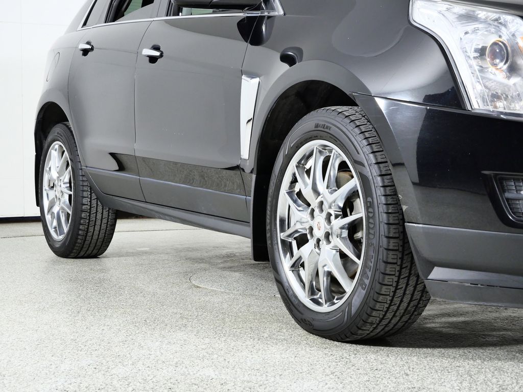 Thumbnail: 2013 Cadillac SRX - 7