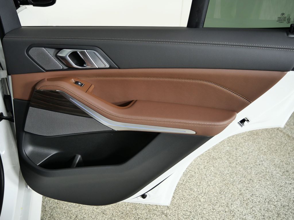 Thumbnail: 2026 BMW X5 - 25