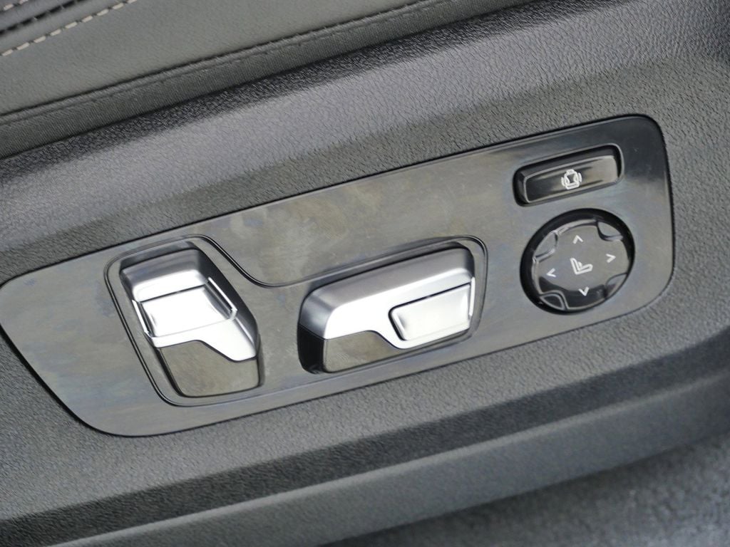 Thumbnail: 2026 BMW X5 - 22