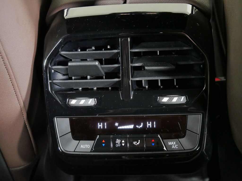 Thumbnail: 2023 BMW iX - 29