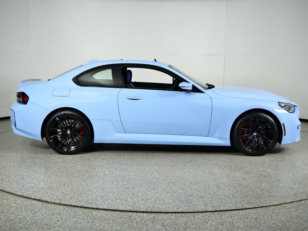 Thumbnail: 2025 BMW M2 - 9