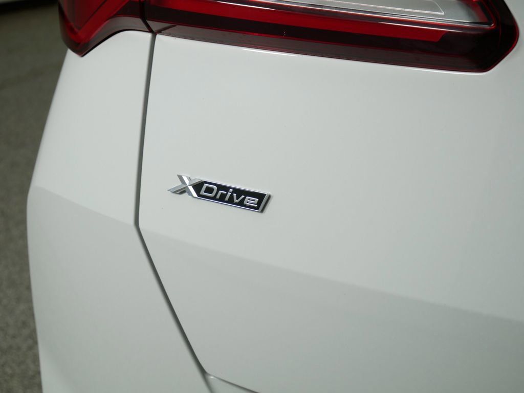 Thumbnail: 2025 BMW X3 - 14