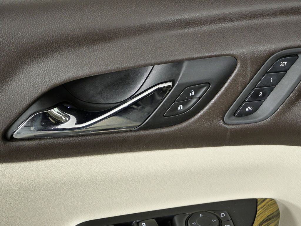 Thumbnail: 2017 GMC Acadia - 37