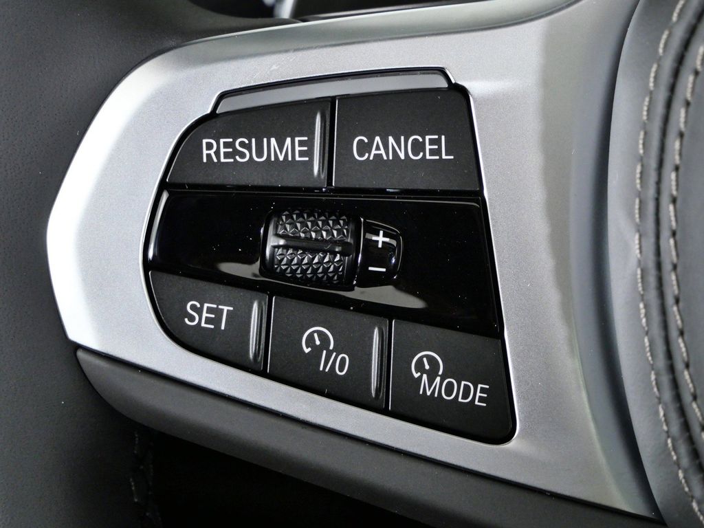 Thumbnail: 2026 BMW X5 - 41
