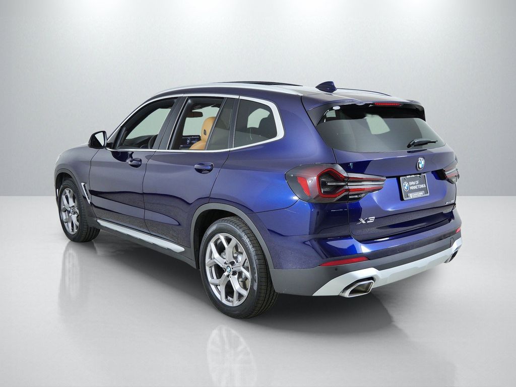 Thumbnail: 2023 BMW X3 - 17