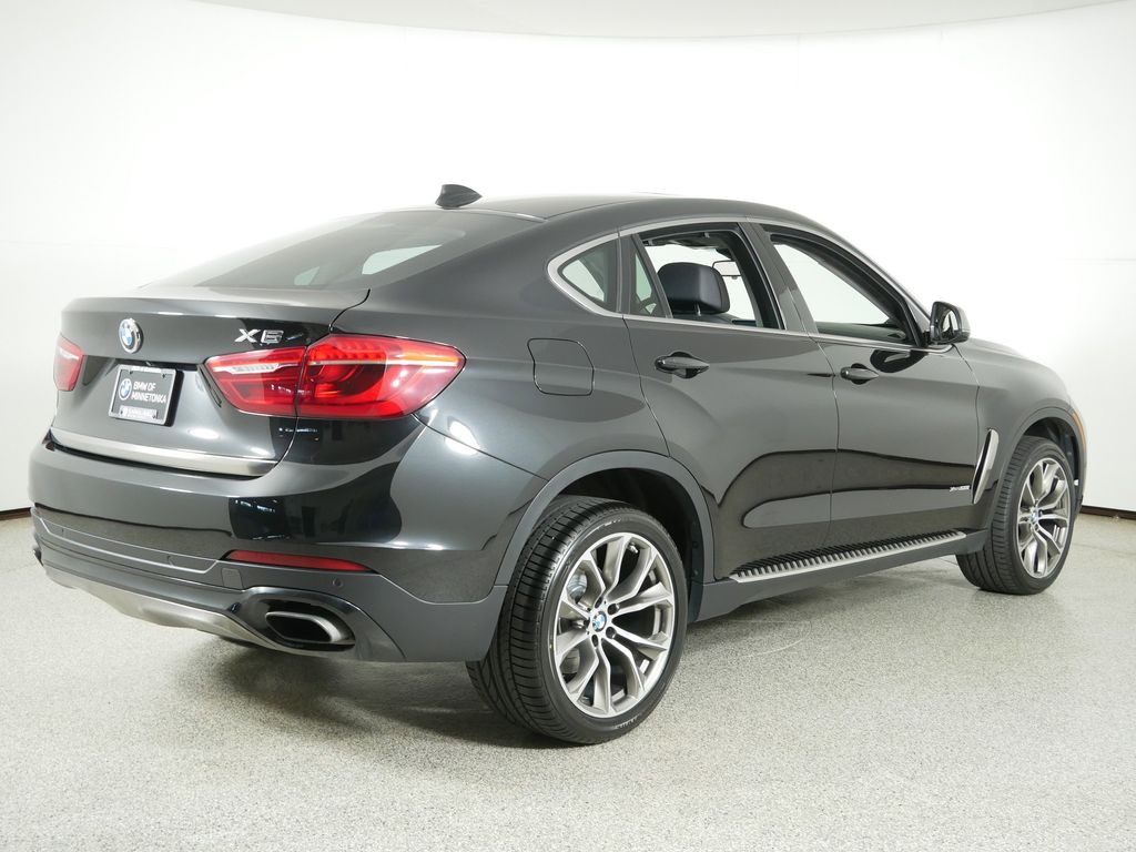 Thumbnail: 2016 BMW X6 - 9