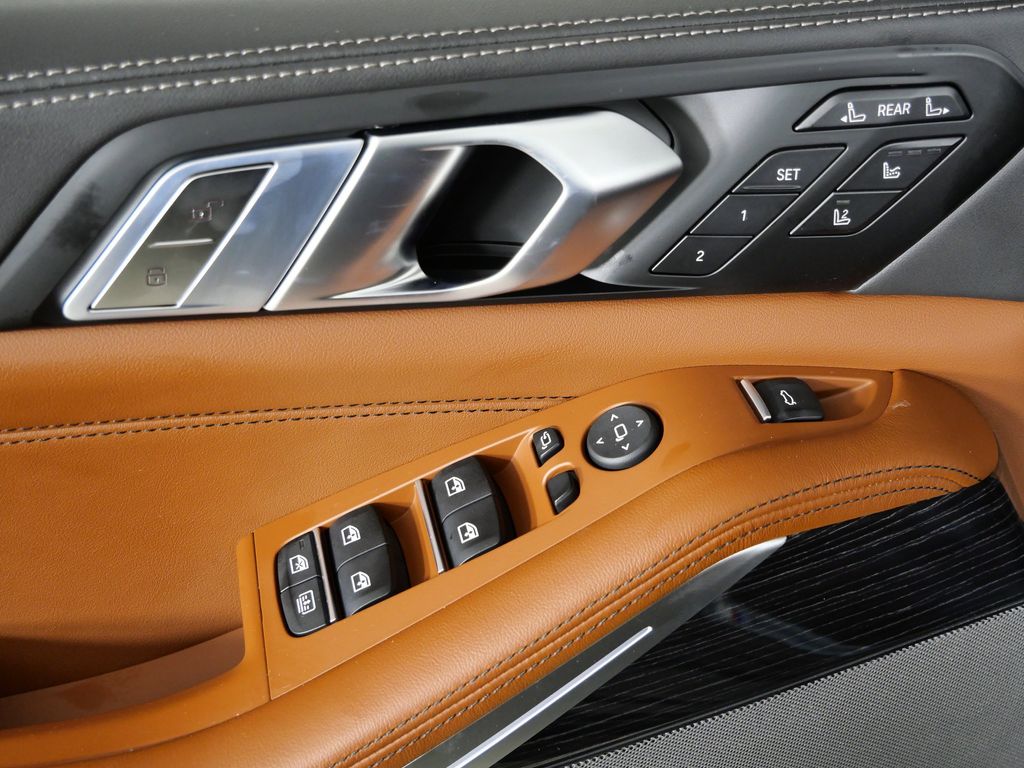 Thumbnail: 2026 BMW X7 - 39