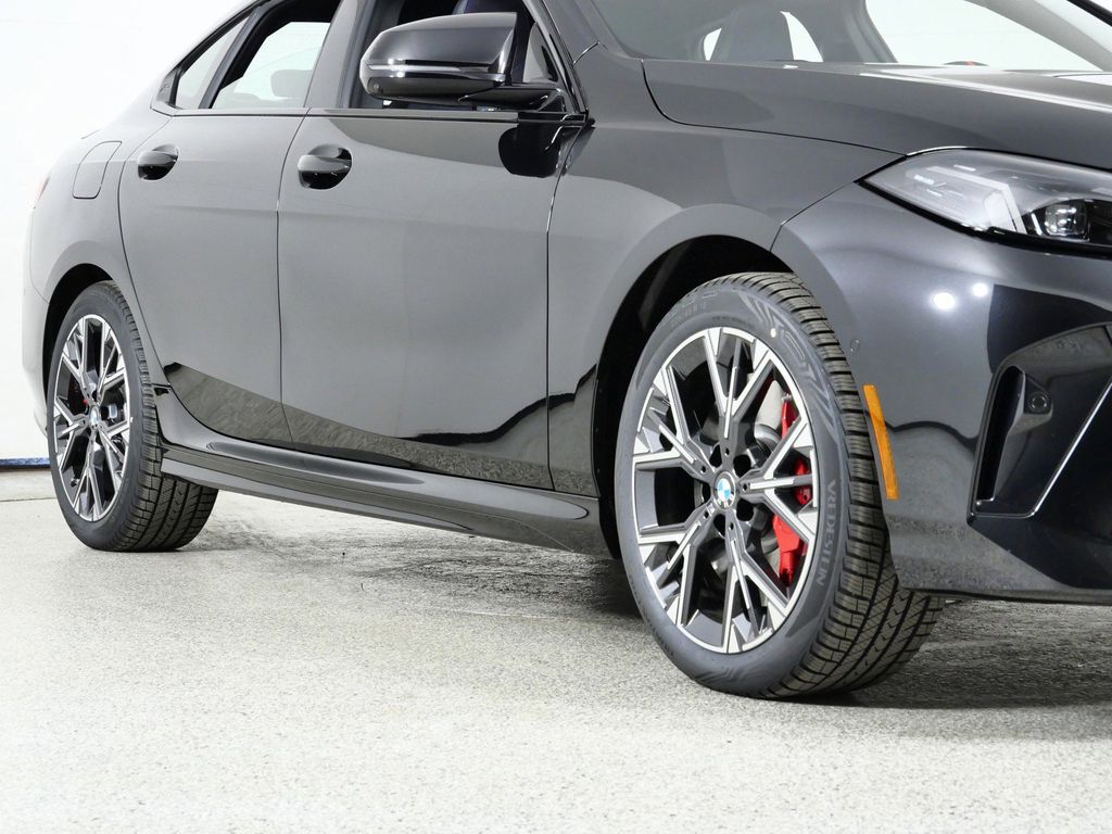 Thumbnail: 2026 BMW 2 Series - 6