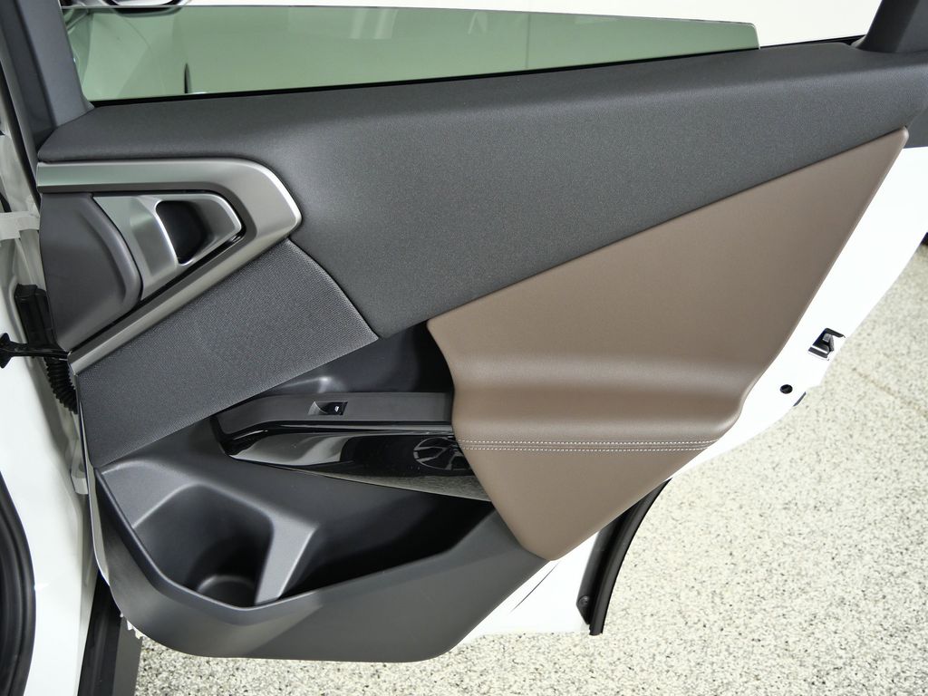 Thumbnail: 2026 BMW X3 - 25