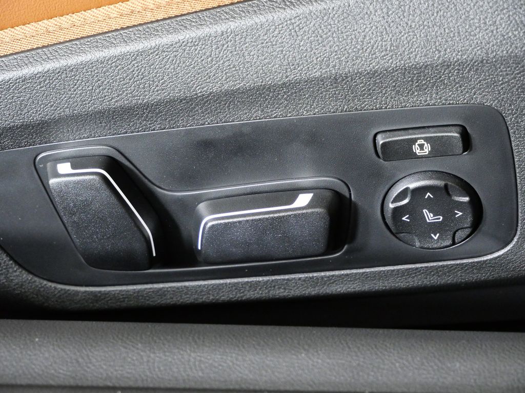 Thumbnail: 2026 BMW M4 - 21