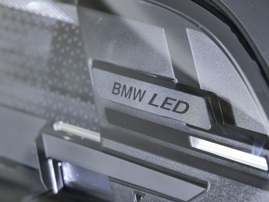 Thumbnail: 2026 BMW X5 - 4