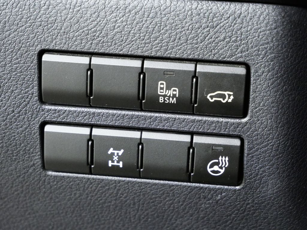 Thumbnail: 2016 Lexus NX - 38