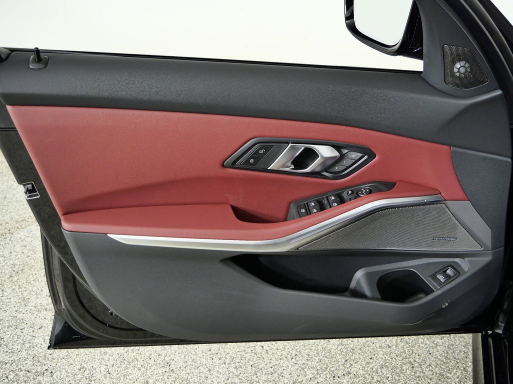 Thumbnail: 2026 BMW 3 Series - 32