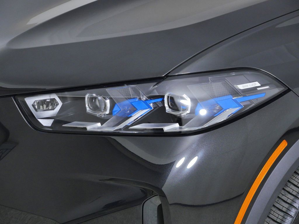 Thumbnail: 2026 BMW X5 - 3