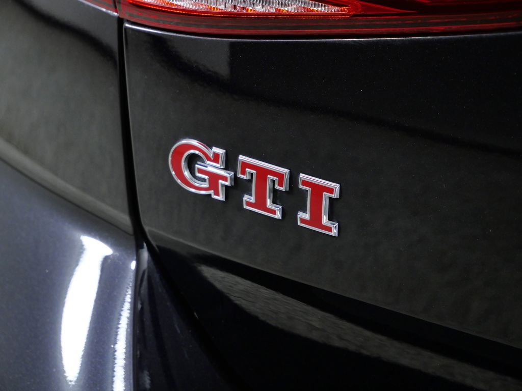 Thumbnail: 2021 Volkswagen Golf - 13