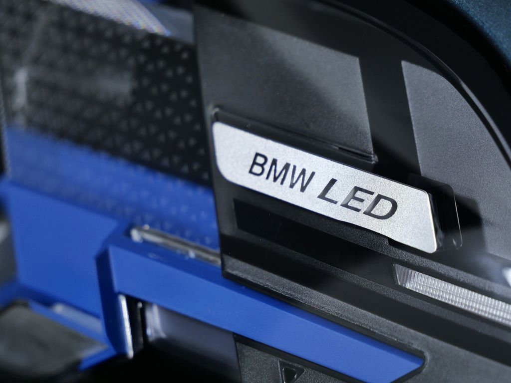 Thumbnail: 2026 BMW X5 - 4