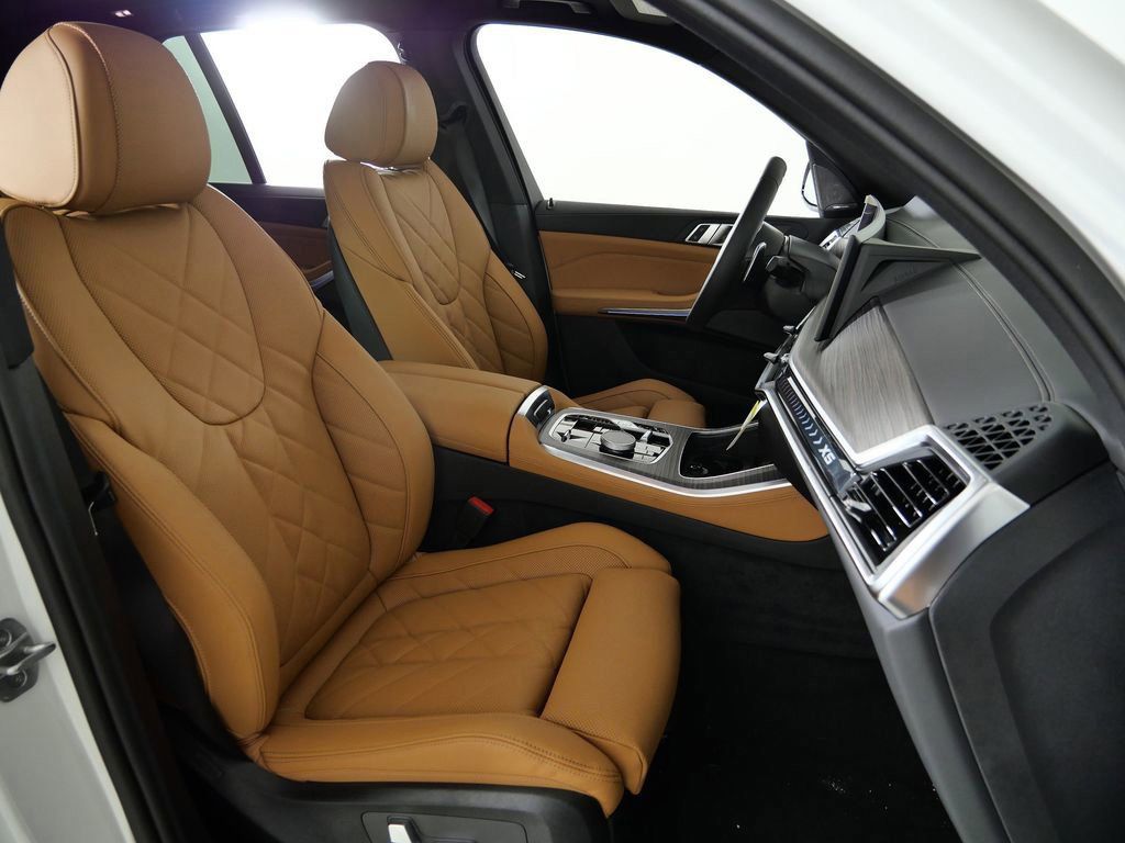 Thumbnail: 2026 BMW X5 - 22