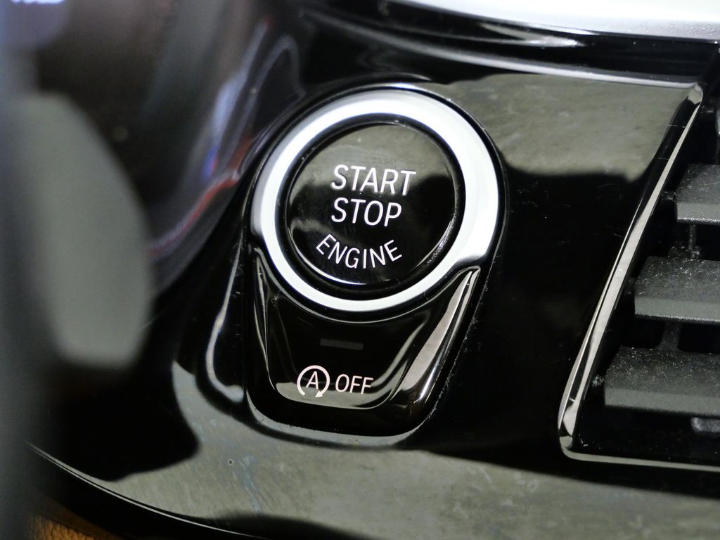 Thumbnail: 2021 BMW 5 Series - 47