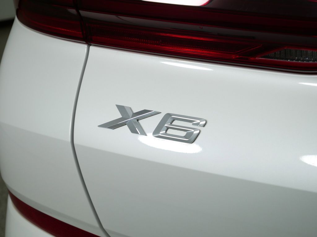 2023 BMW X6 xDrive40i 15