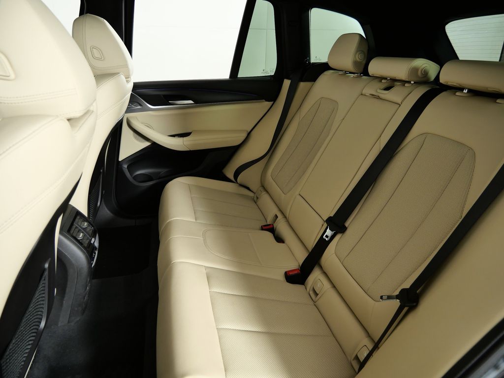 Thumbnail: 2023 BMW X3 - 32