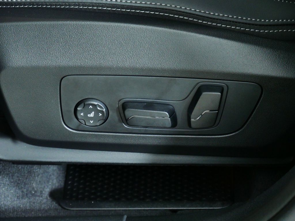 Thumbnail: 2026 BMW X1 - 30