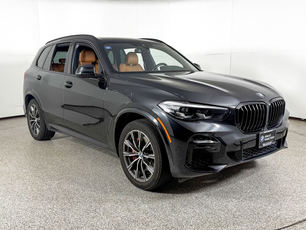 Thumbnail: 2022 BMW X5 - 4