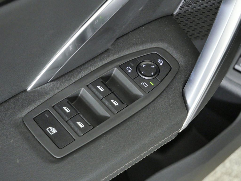 Thumbnail: 2026 BMW X1 - 34