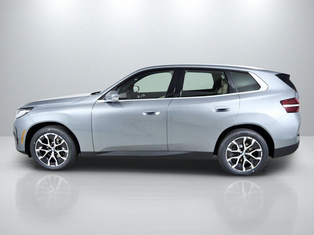 Thumbnail: 2026 BMW X3 - 16