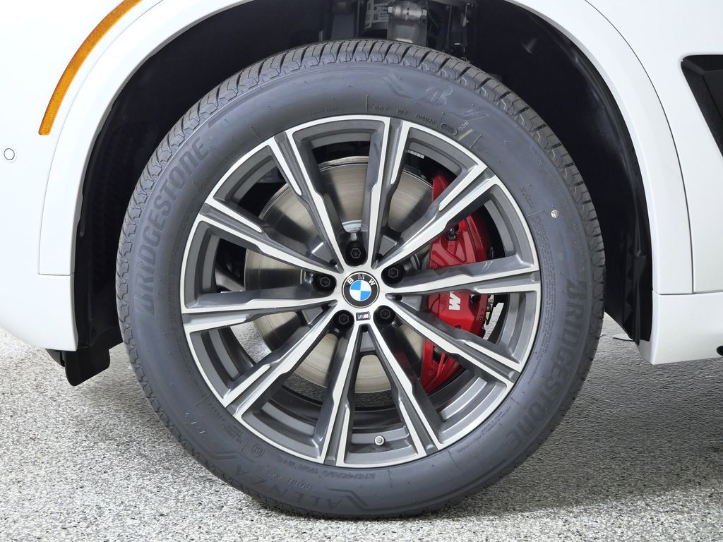 Thumbnail: 2026 BMW X5 - 17