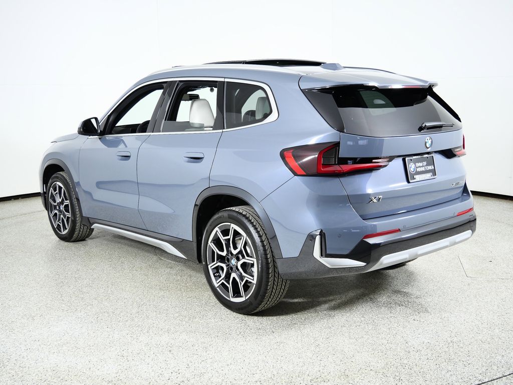 Thumbnail: 2026 BMW X1 - 14