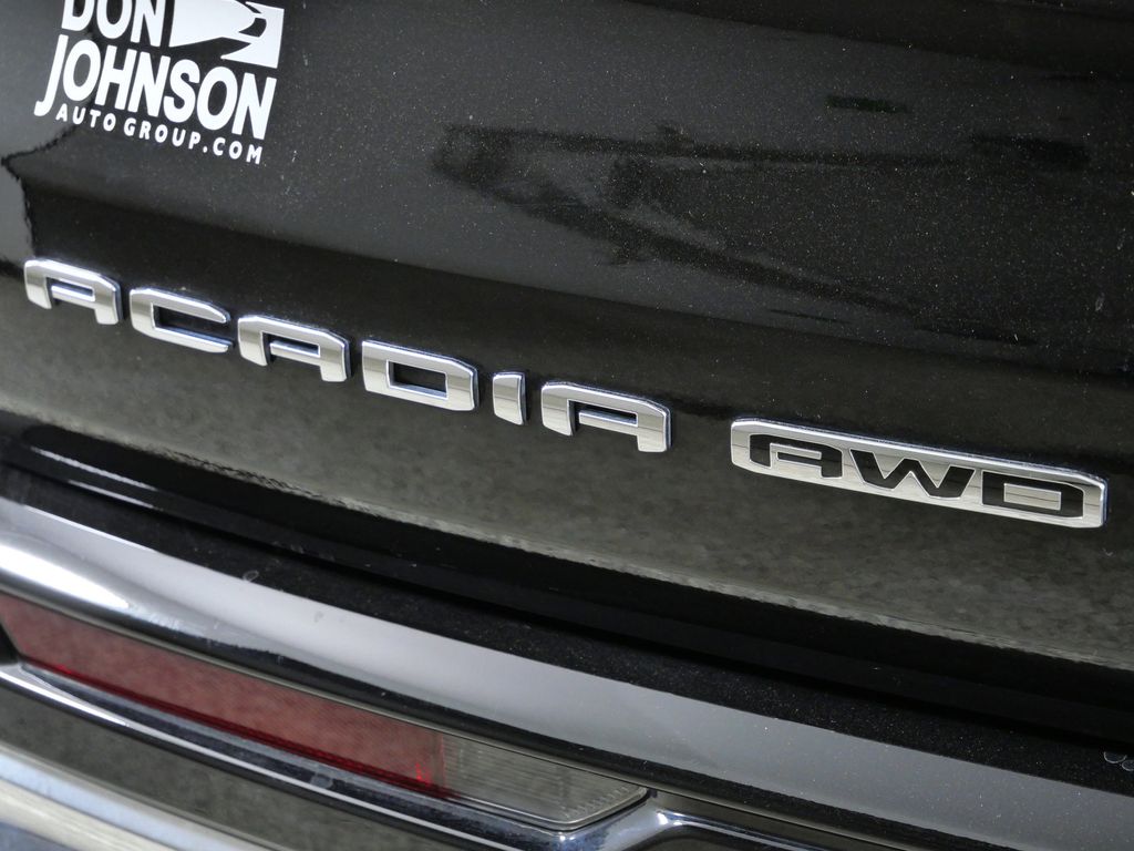 Thumbnail: 2025 GMC Acadia - 14