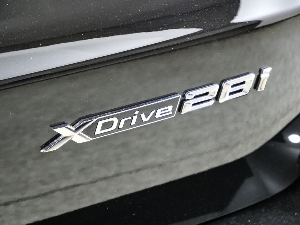 Thumbnail: 2026 BMW X1 - 12