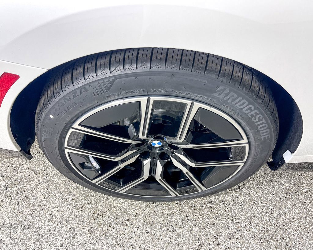 Thumbnail: 2025 BMW 7 Series - 20