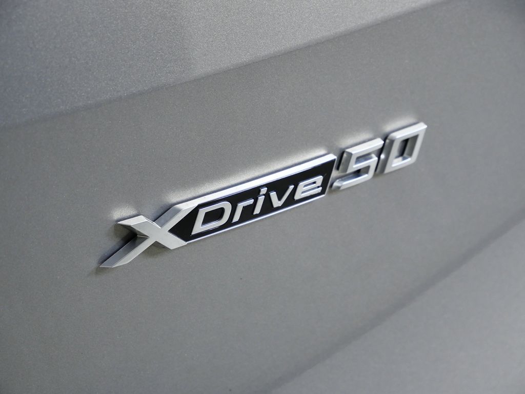 Thumbnail: 2023 BMW iX - 15