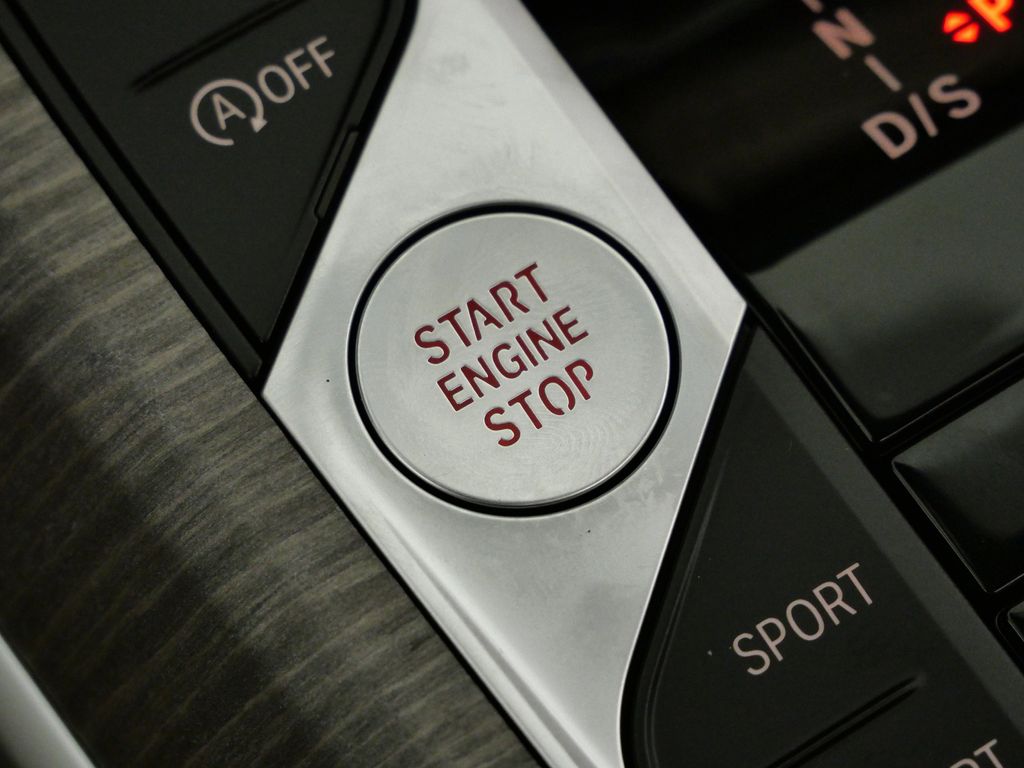 Thumbnail: 2026 BMW 3 Series - 45