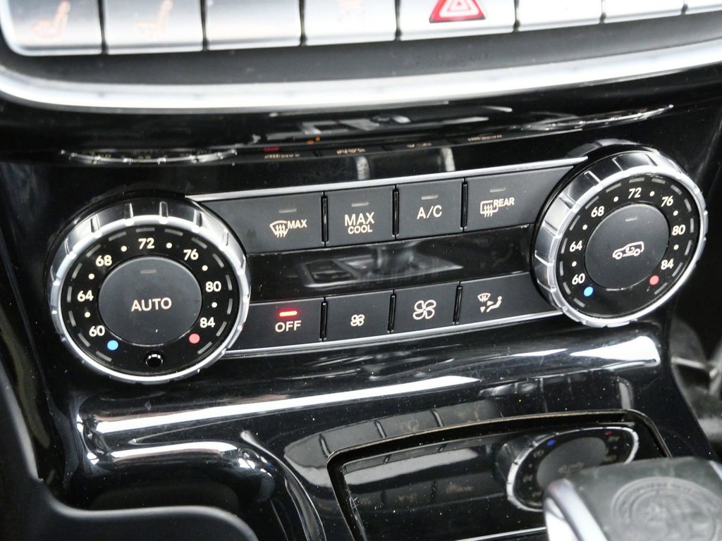 Thumbnail: 2016 Mercedes-Benz G-Class - 46
