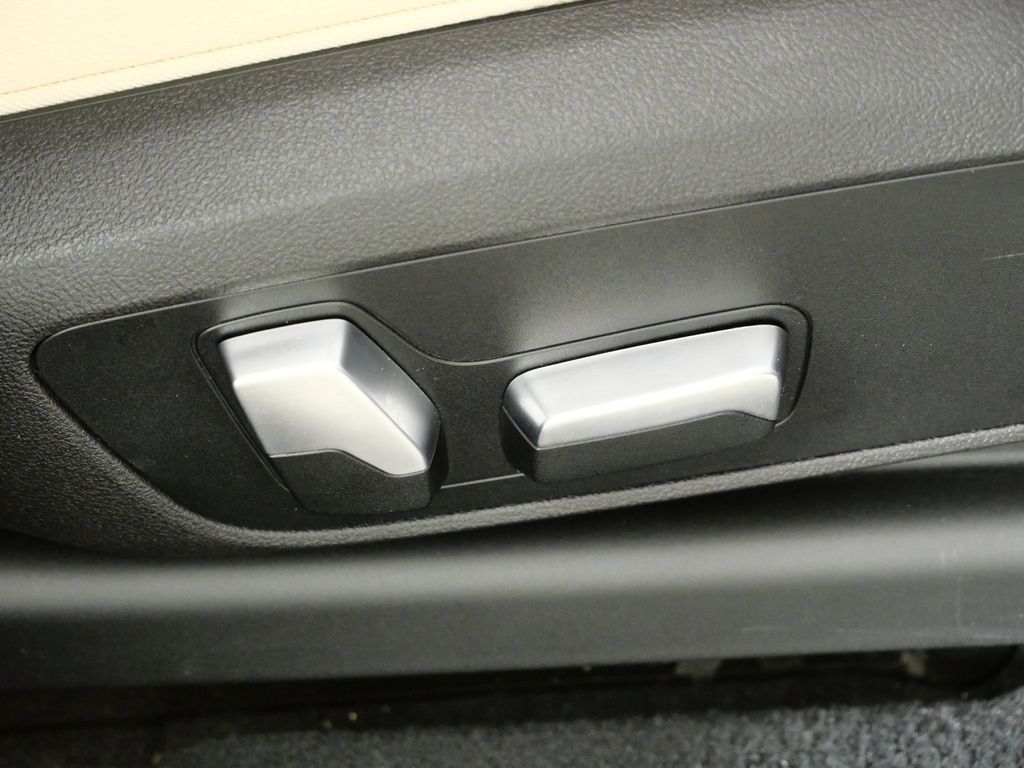 Thumbnail: 2023 BMW X3 - 23