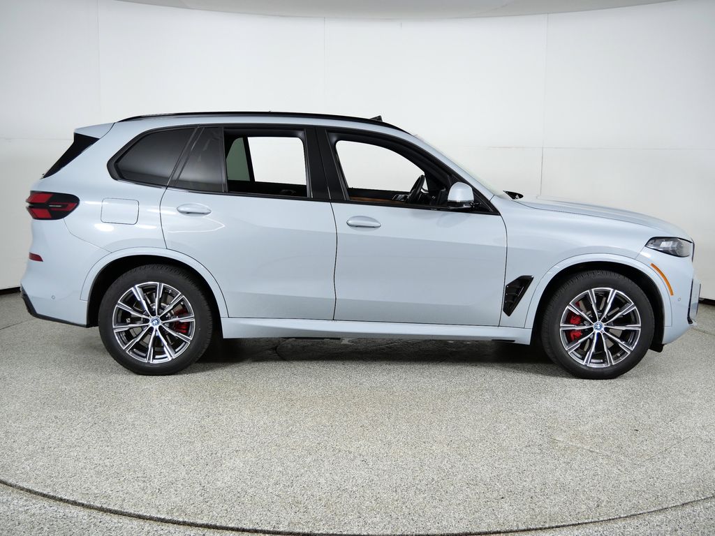Thumbnail: 2025 BMW X5 - 9