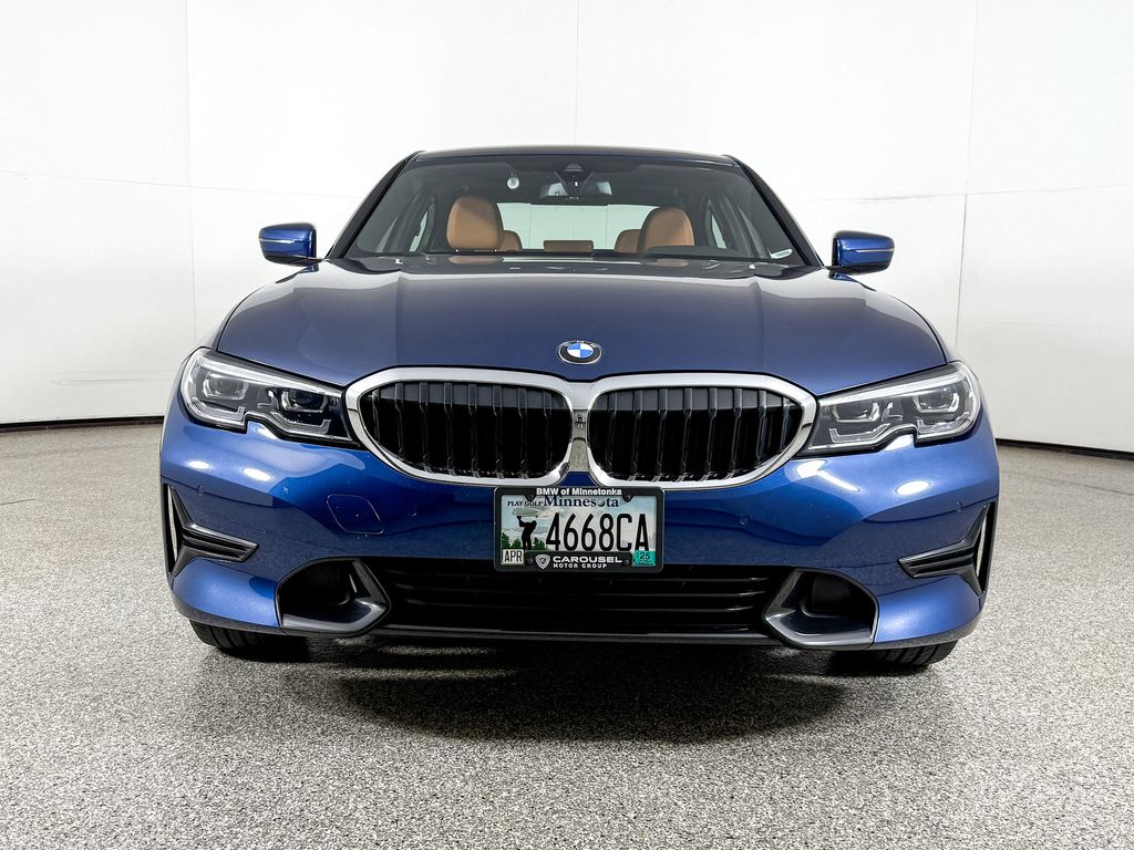 Thumbnail: 2022 BMW 3 Series - 3