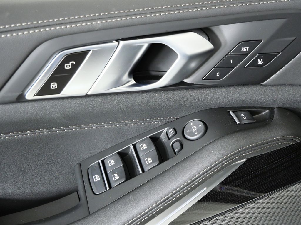 Thumbnail: 2026 BMW X5 - 37