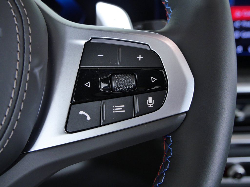 Thumbnail: 2026 BMW X5 - 41