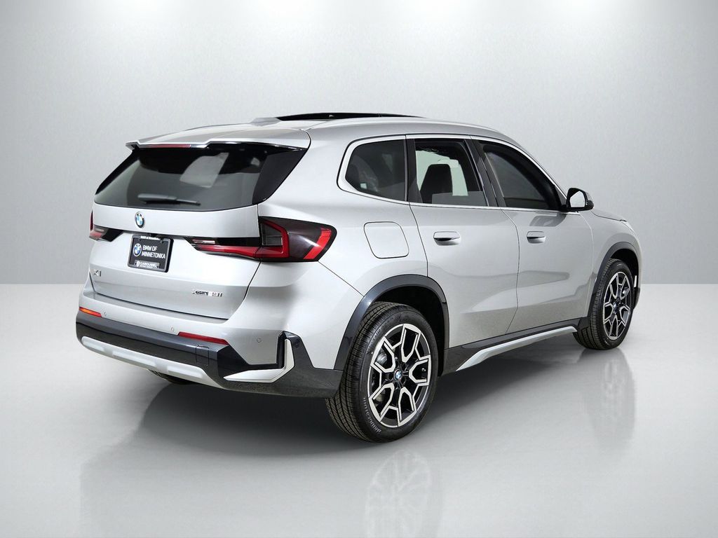 Thumbnail: 2026 BMW X1 - 9